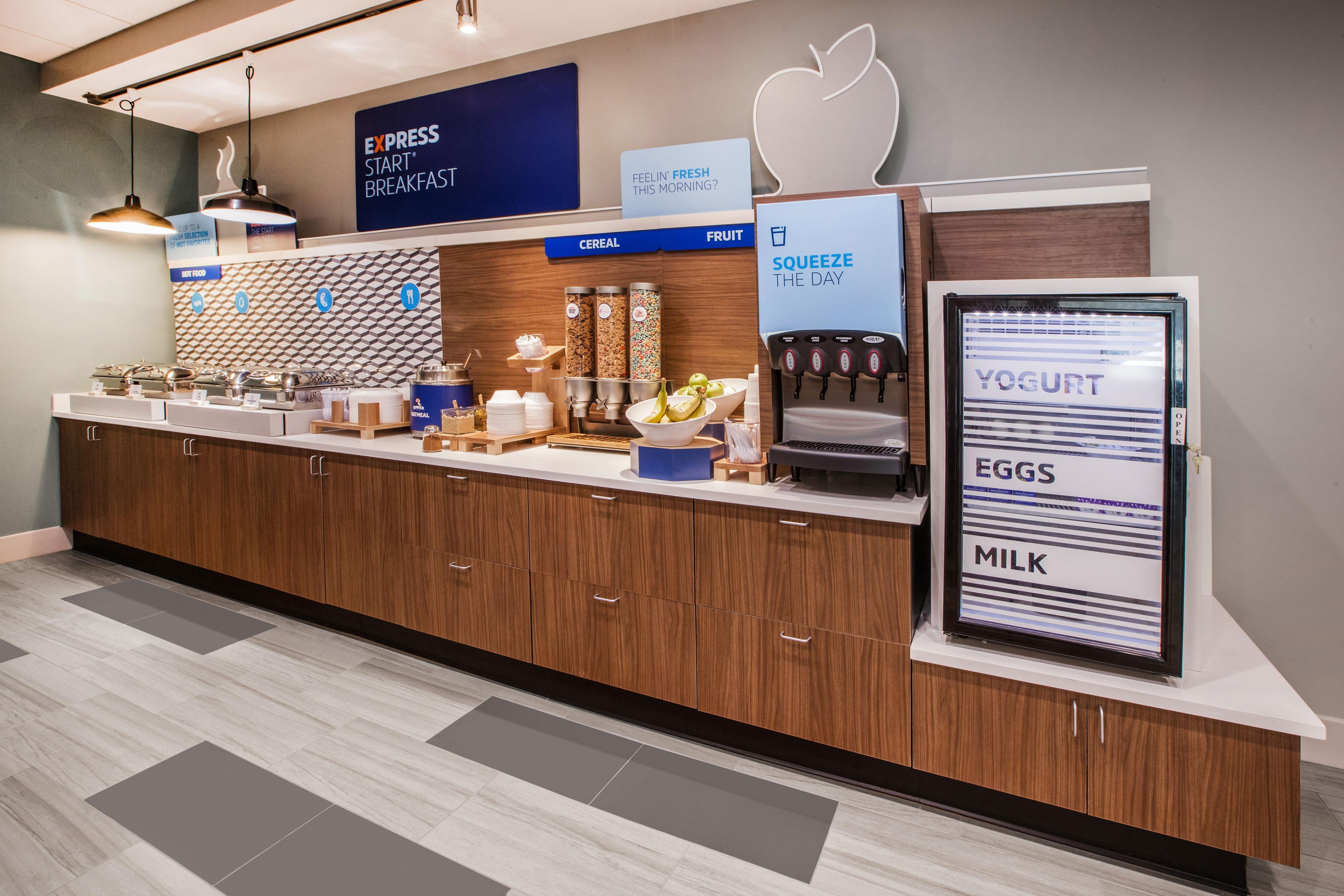 Holiday Inn Express & Suites Orlando- Lake Buena Vista By Ihg Extérieur photo
