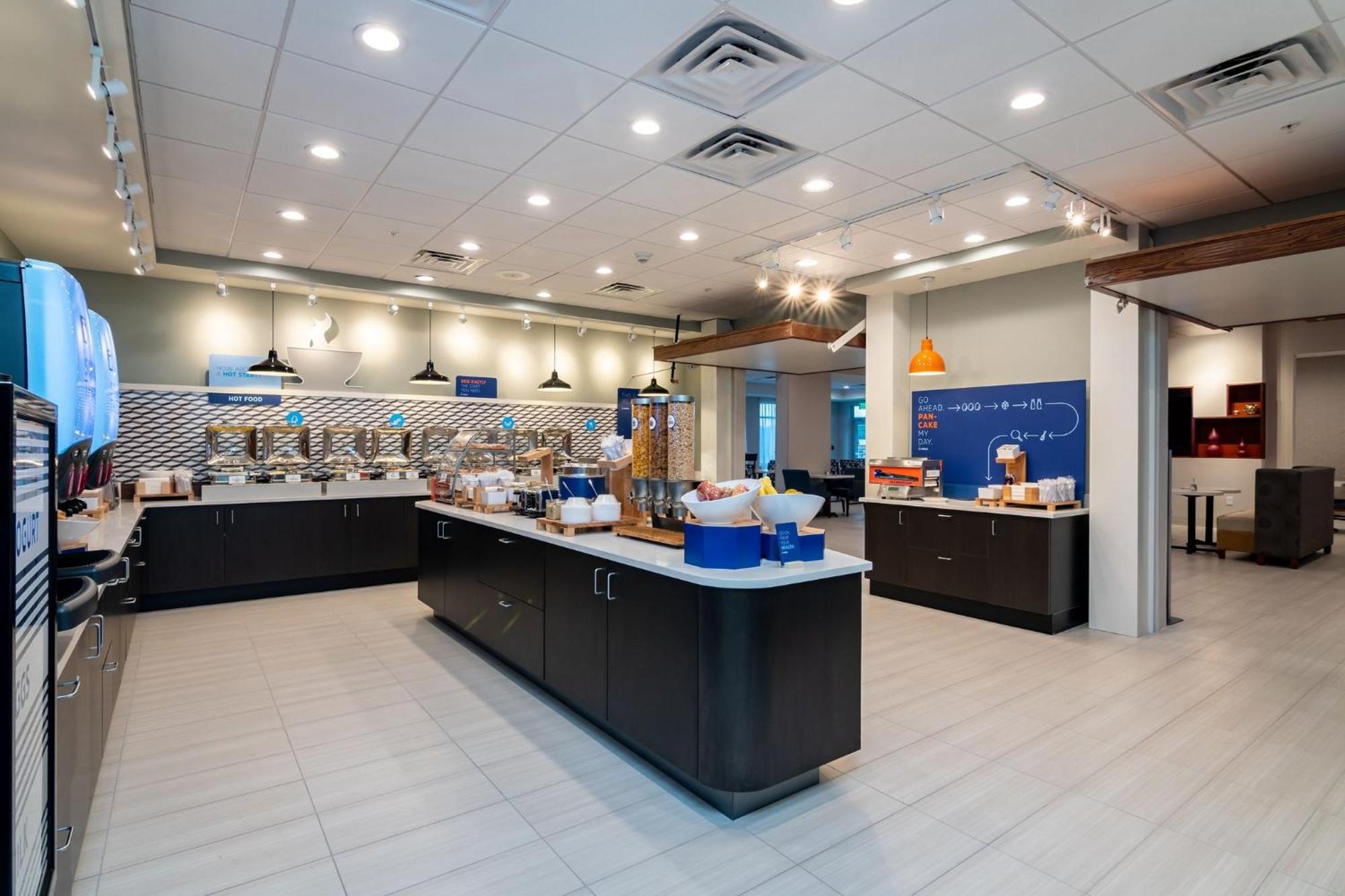 Holiday Inn Express & Suites Orlando- Lake Buena Vista By Ihg Extérieur photo
