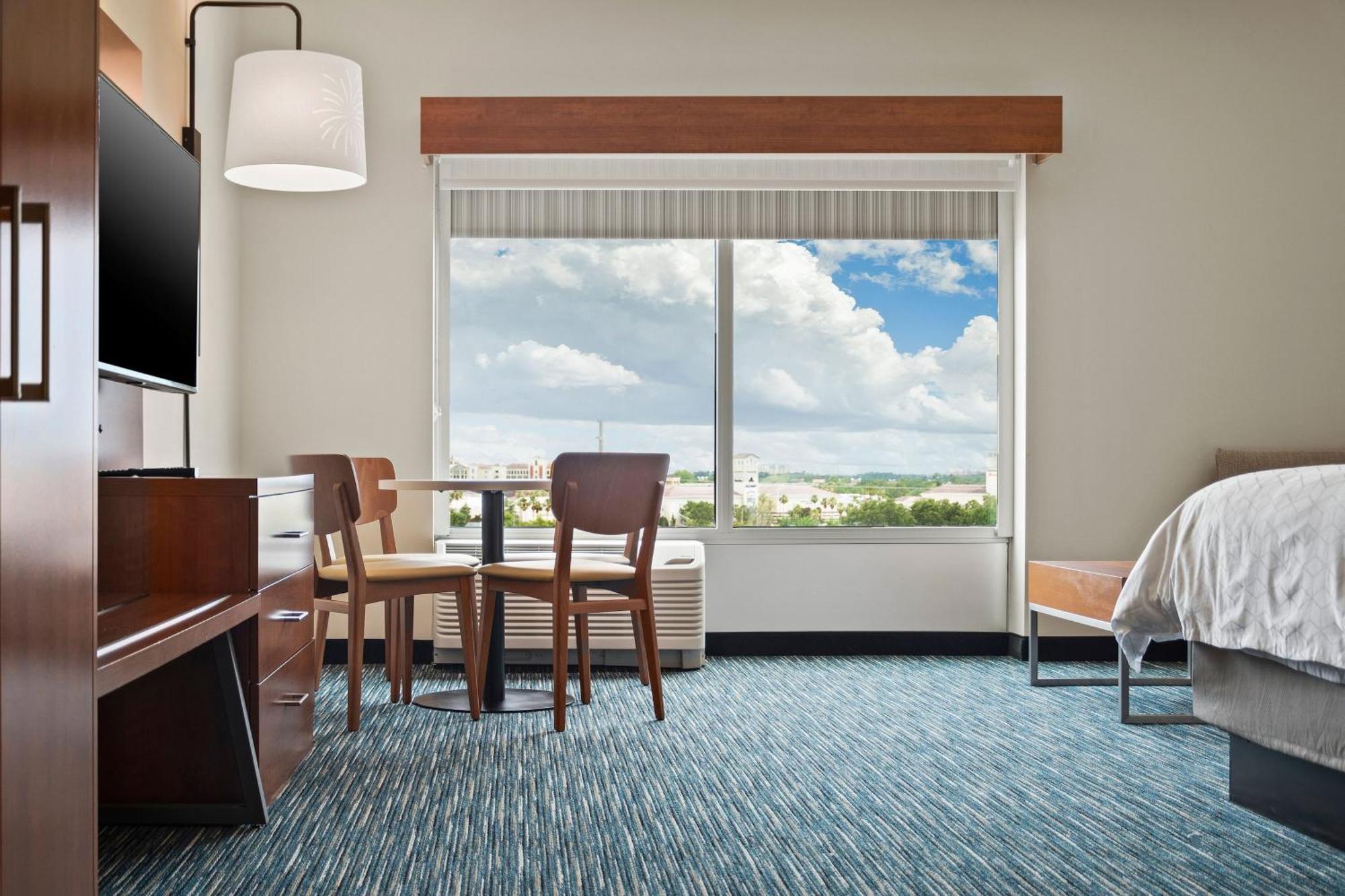 Holiday Inn Express & Suites Orlando- Lake Buena Vista By Ihg Extérieur photo