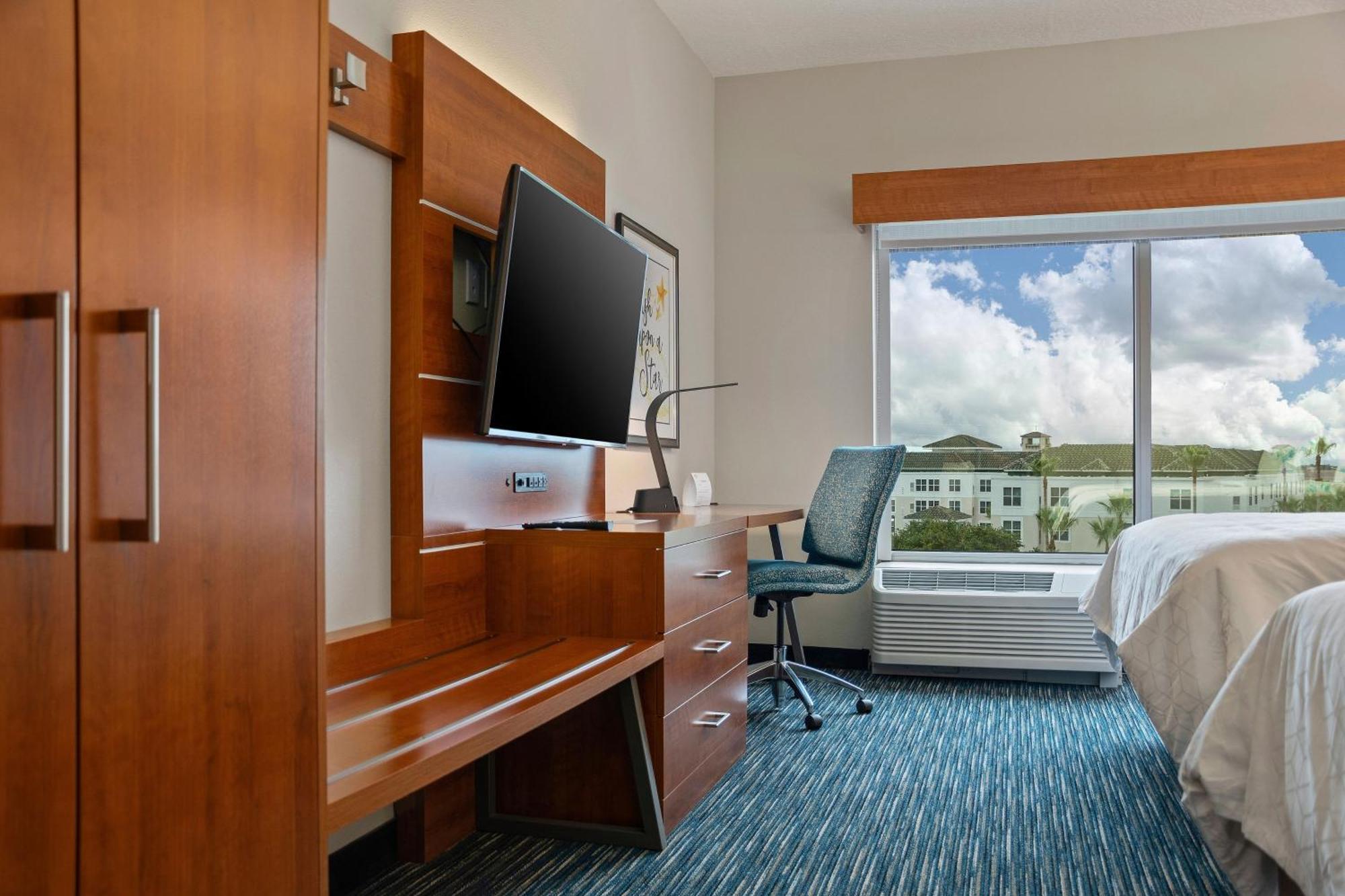Holiday Inn Express & Suites Orlando- Lake Buena Vista By Ihg Extérieur photo