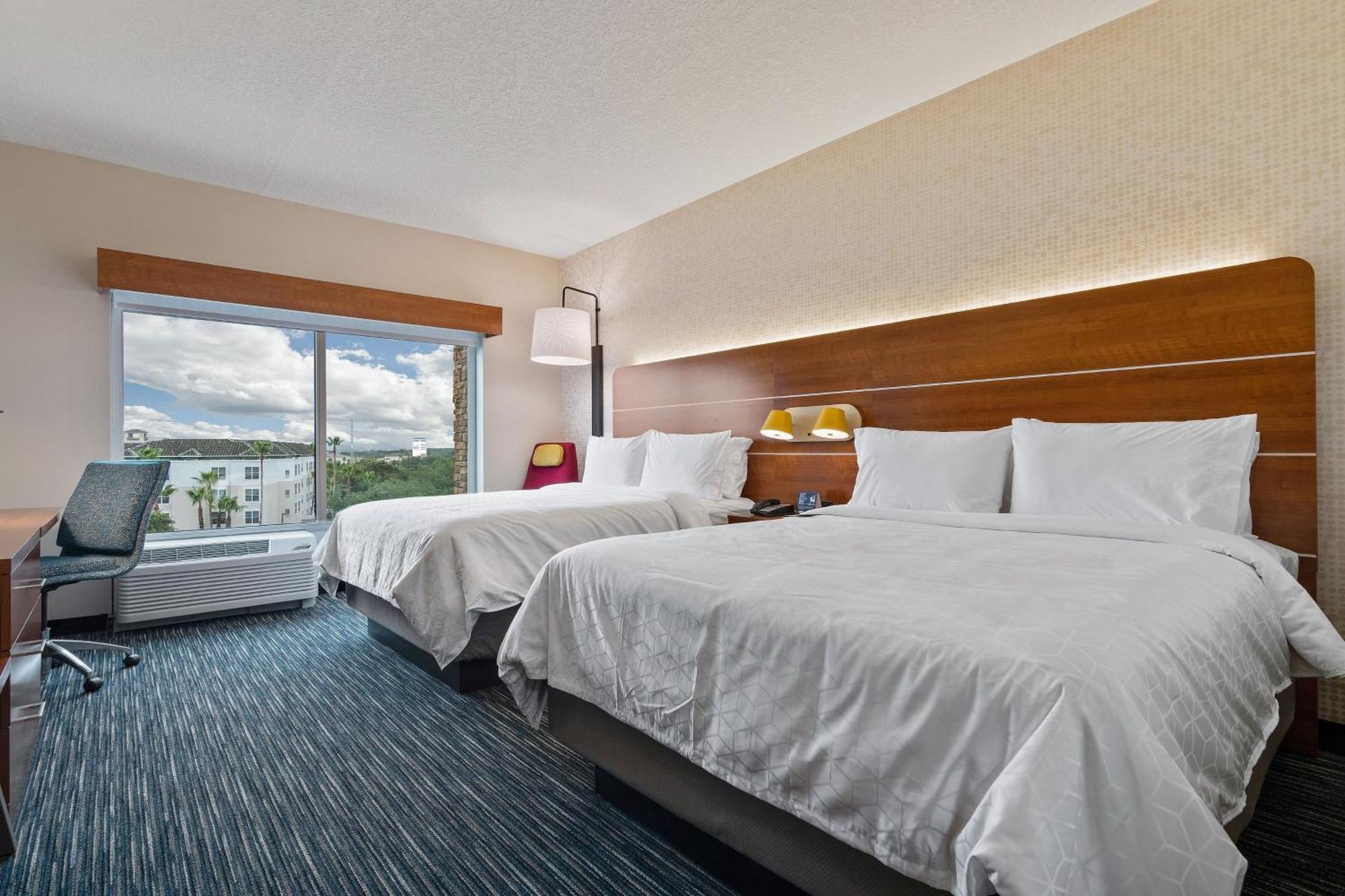 Holiday Inn Express & Suites Orlando- Lake Buena Vista By Ihg Extérieur photo
