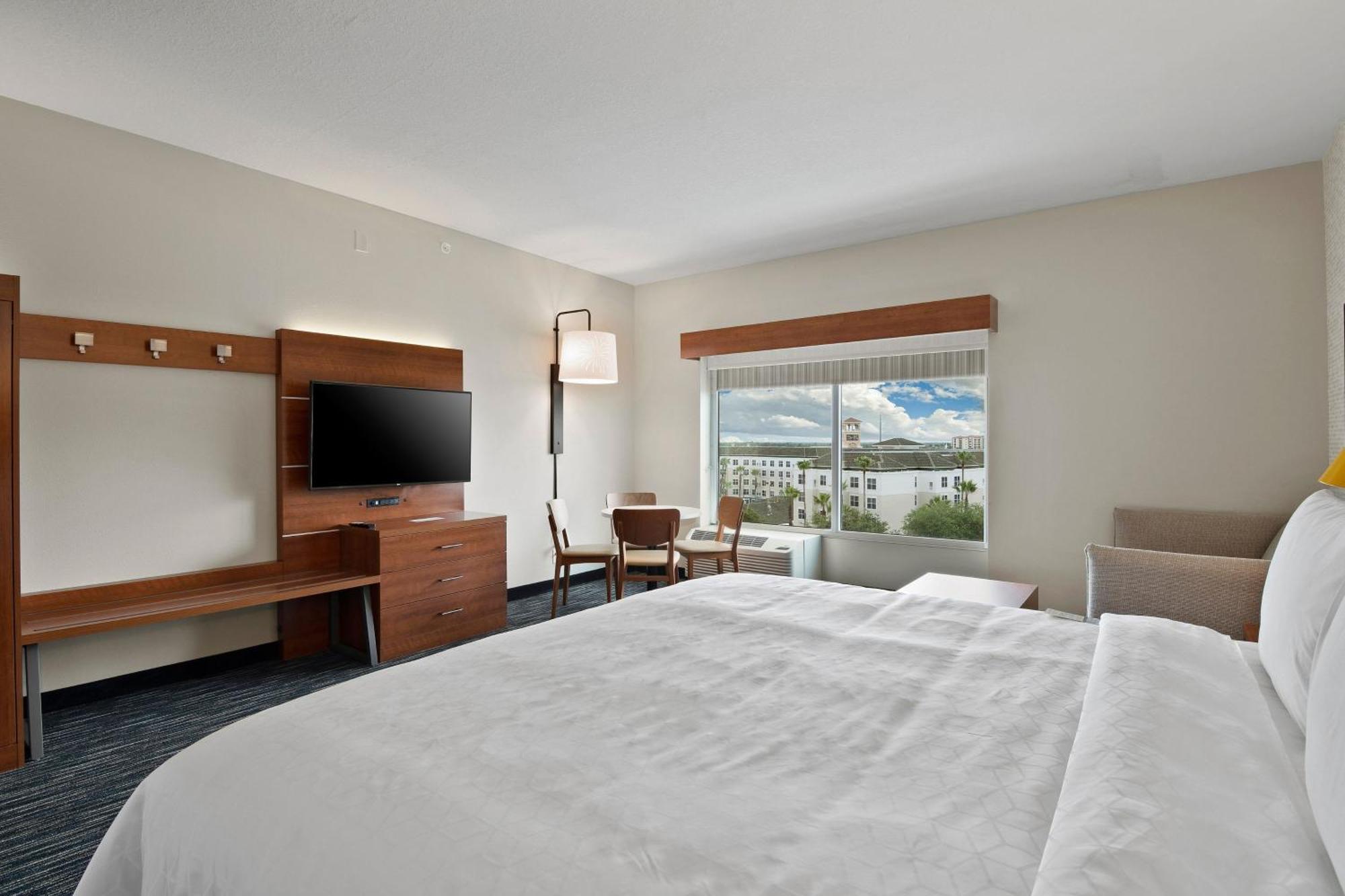 Holiday Inn Express & Suites Orlando- Lake Buena Vista By Ihg Extérieur photo